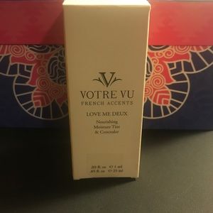 VOTRE VU French Accents Love Me Deux